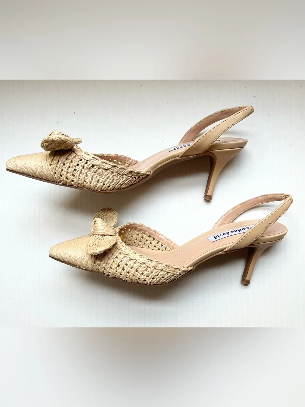 NWOT Charles David Allyson Woven Raffia Slingback Heeled Sandal. Size 8